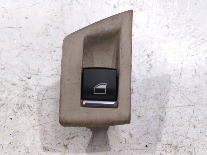 Recambio de mando elevalunas trasero izquierdo para bmw 5 (f10) 520 d referencia OEM IAM 916352701  