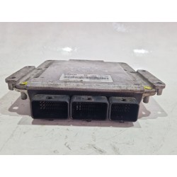 Recambio de centralita inyeccion para opel movano furgón (f9) 2.5 dti referencia OEM IAM 0281011105  