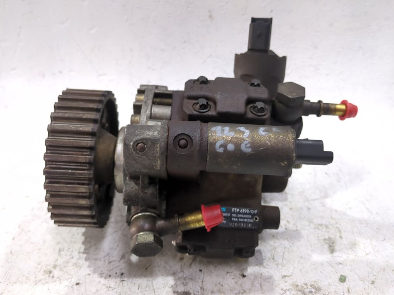 Recambio de bomba inyeccion para citroën c3 (2002) 1.4 i bivalent referencia OEM IAM 9641852080  