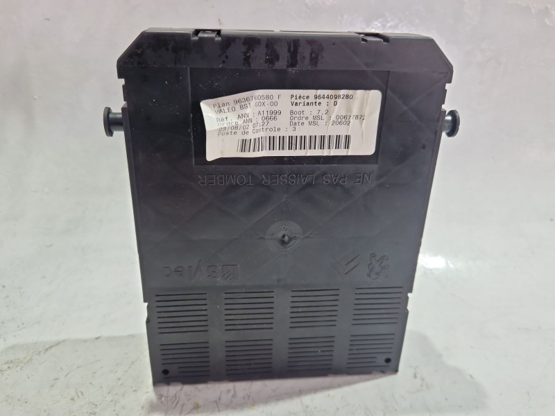 Recambio de caja reles / fusibles para peugeot 307 (3a/c) 2.0 hdi 110 referencia OEM IAM 9644098280  