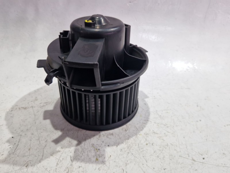 Recambio de motor calefaccion para peugeot 307 (3a/c) 2.0 hdi 110 referencia OEM IAM   