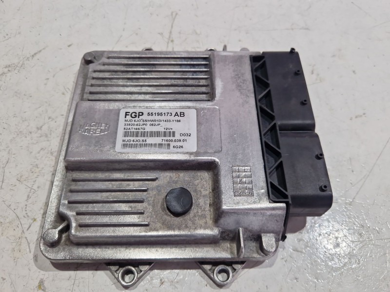 Recambio de centralita inyeccion para suzuki swift iii (sg) 1.3 ddis referencia OEM IAM 55195173AB  