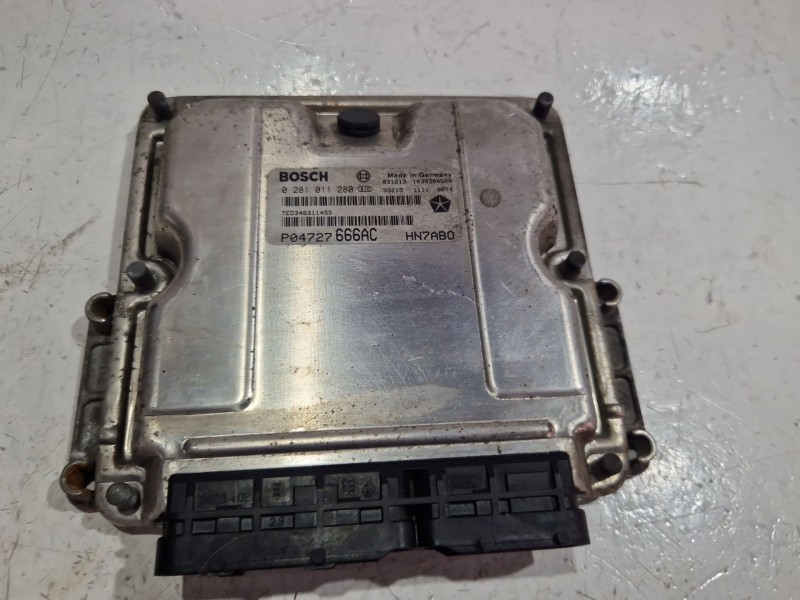 Recambio de centralita inyeccion para chrysler grand voyager (rt)(2008) 2.8 150cv referencia OEM IAM P04727666AC  