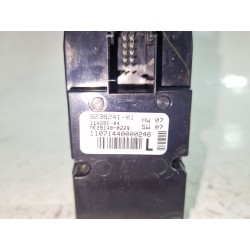 Recambio de mando elevalunas delantero izquierdo para bmw 5 (f10) 520 d referencia OEM IAM 923824101  