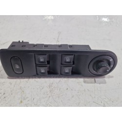 Recambio de mando elevalunas delantero izquierdo para renault captur 1.5 dci referencia OEM IAM 254113300R  