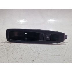 Recambio de mando elevalunas delantero derecho para renault captur 1.5 dci referencia OEM IAM 829614619R  