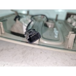 Recambio de luz interior techo para renault captur 1.5 dci referencia OEM IAM 283128032R  