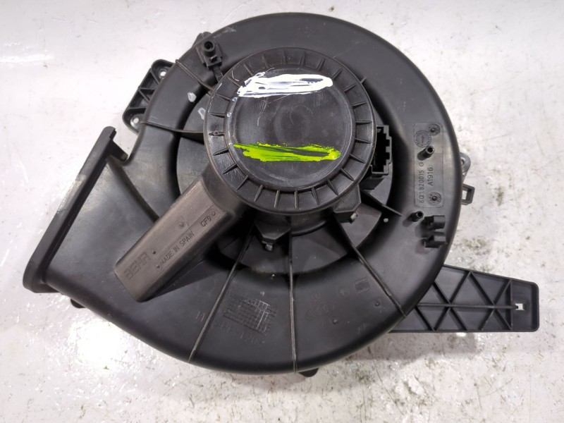 Recambio de motor calefaccion para volkswagen polo iv (9n_, 9a_) 1.4 tdi referencia OEM IAM 6Q1820015G  