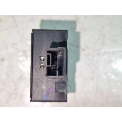 Recambio de regulador altura luces para peugeot 208 1.4 hdi 68cv? referencia OEM IAM 96384422  