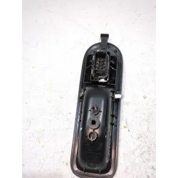 Recambio de botonera puerta delantera derecha para renault clio k9k 67 referencia OEM IAM 8200356517B  