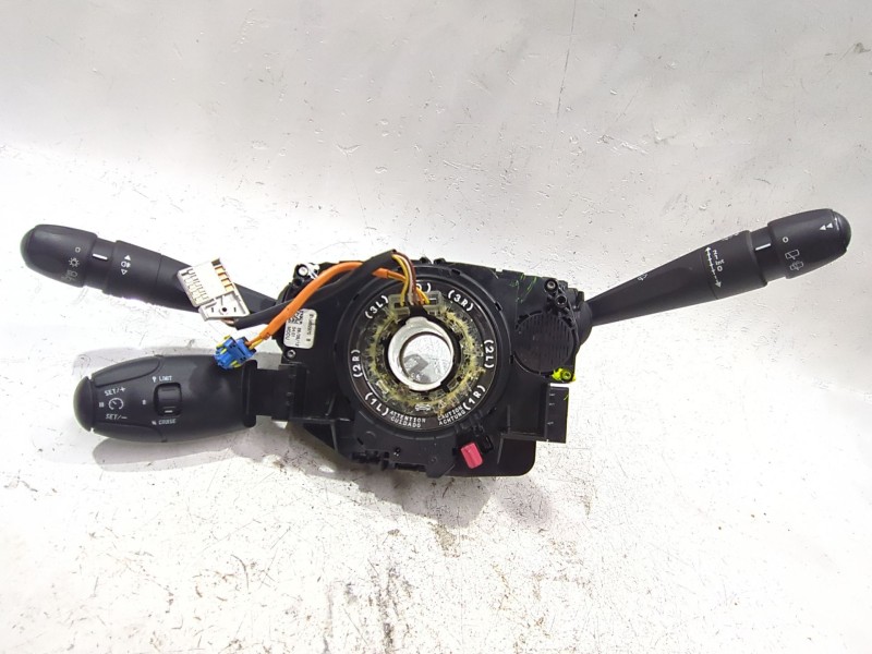 Recambio de com 2000 para peugeot 208 1.6 hdi referencia OEM IAM 98030394ZD  