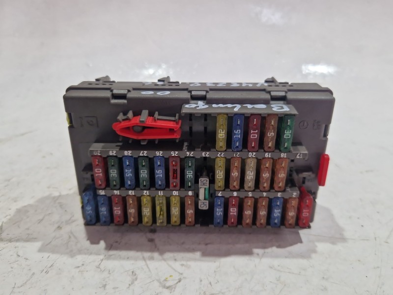 Recambio de caja reles / fusibles para citroën berlingo (1996) 1.9 d (mfwjz) referencia OEM IAM 9568205480  