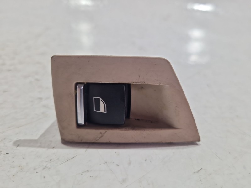 Recambio de mando elevalunas delantero derecho para bmw 5 (f10) 520 d referencia OEM IAM 9183547  