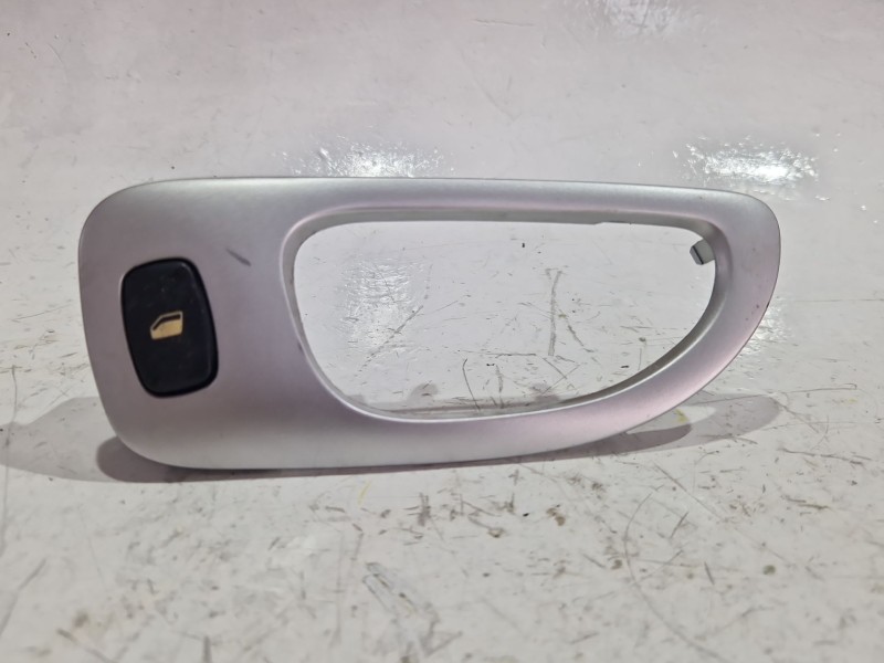 Recambio de mando elevalunas trasero derecho para peugeot 307 (3a/c) 1.6 16v referencia OEM IAM 96360166XT  
