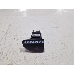 Recambio de boton emergencia para renault captur 1.5 dci referencia OEM IAM 252907372R  
