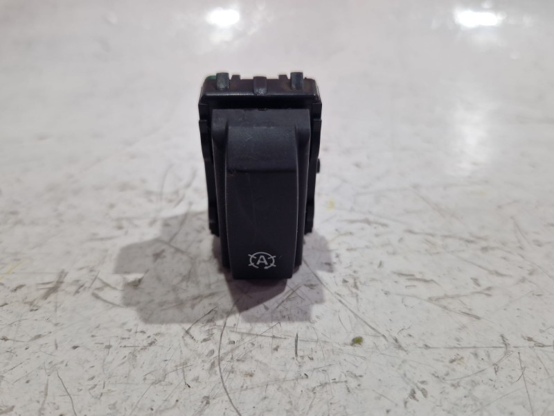 Recambio de interruptor para renault captur 1.5 dci referencia OEM IAM 251534917R  