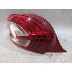 Recambio de piloto trasero izquierdo para peugeot 208 1.4 hdi 68cv? referencia OEM IAM 79998D  