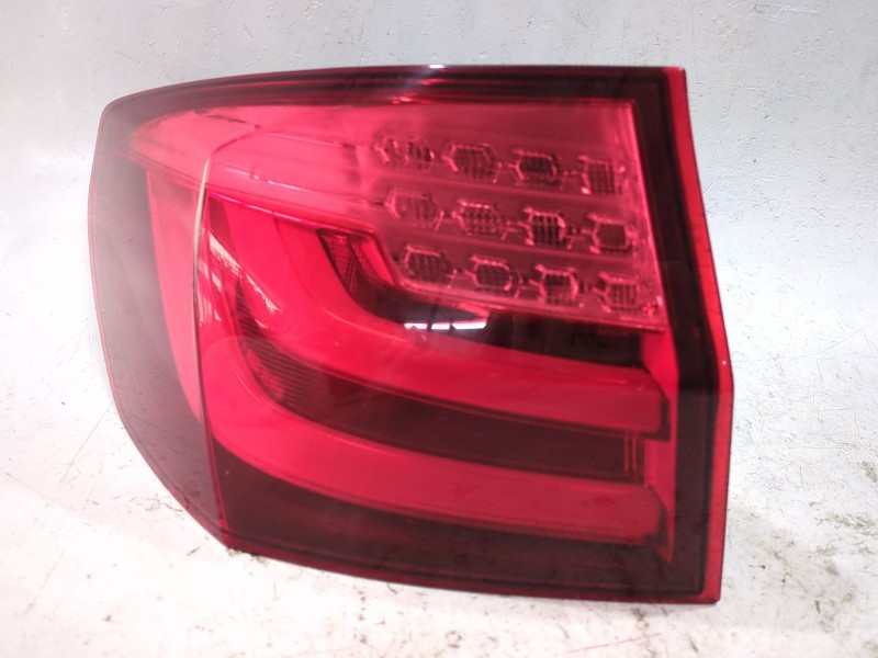 Recambio de piloto trasero izquierdo para bmw 5 (f10) 520 d referencia OEM IAM 720323307  