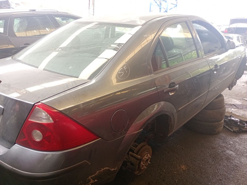 ford mondeo iii sedán (b4y) del año 2003
