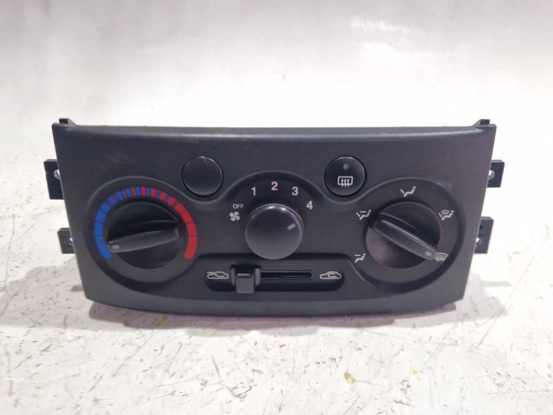 Recambio de mando climatizador para chevrolet kalos 1.2 referencia OEM IAM 7L14  
