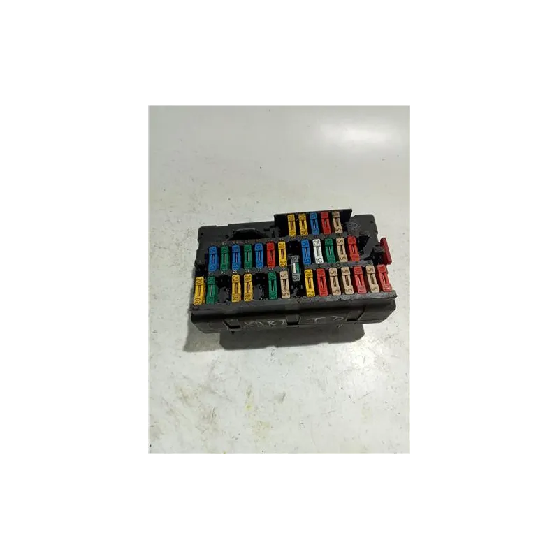 Recambio de caja fusibles/rele para citroën xsara berlina (1997) 1.9 td referencia OEM IAM 956859128040  