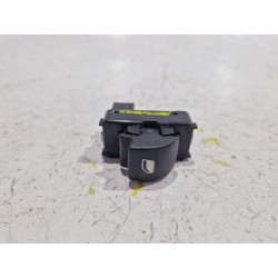 MANDO ELEVALUNAS TRASERO DERECHO 0139C 