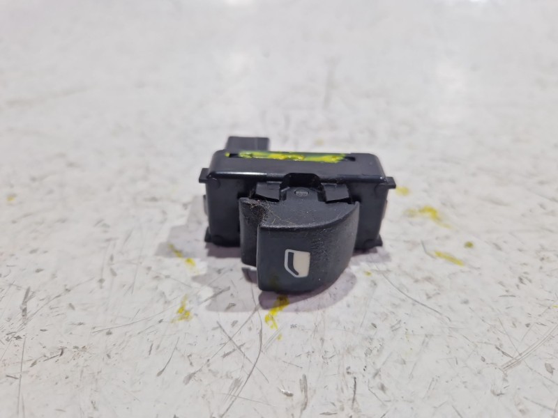 Recambio de mando elevalunas trasero derecho para peugeot 308 i (4a_, 4c_) 1.6 hdi referencia OEM IAM 0139C  