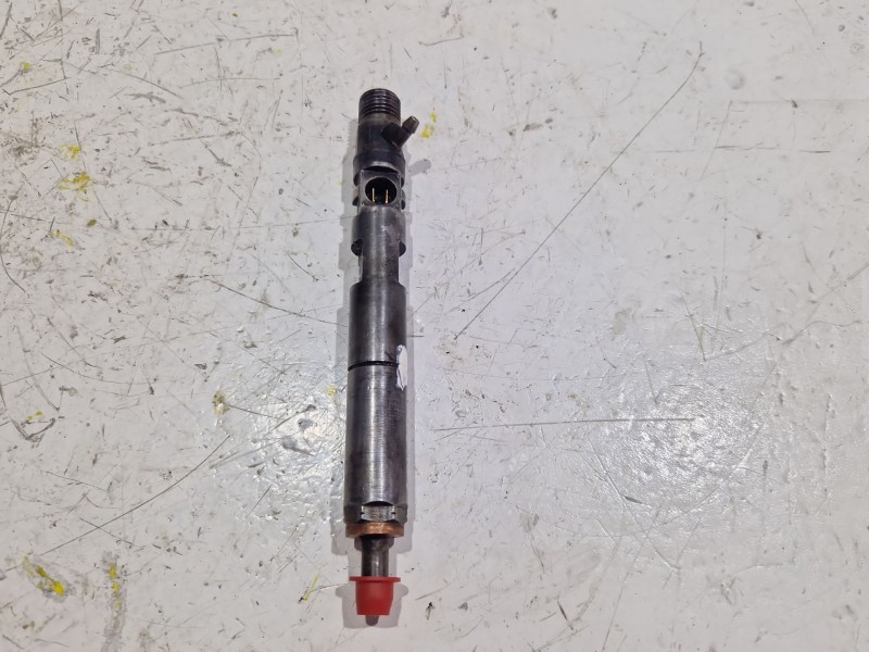 Recambio de inyector para renault megan m1 1.5 dci 90 cv referencia OEM IAM 28237259  