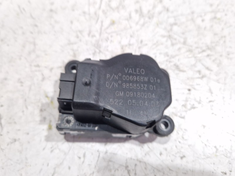 Recambio de motor trampilla calefaccion para opel vectra b caravan (1996) 1.7 td referencia OEM IAM 985853Z01  