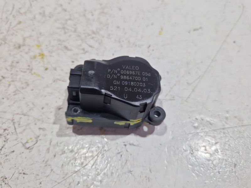 Recambio de motor trampilla calefaccion para opel vectra b caravan (1996) 1.7 td referencia OEM IAM 986470D01  