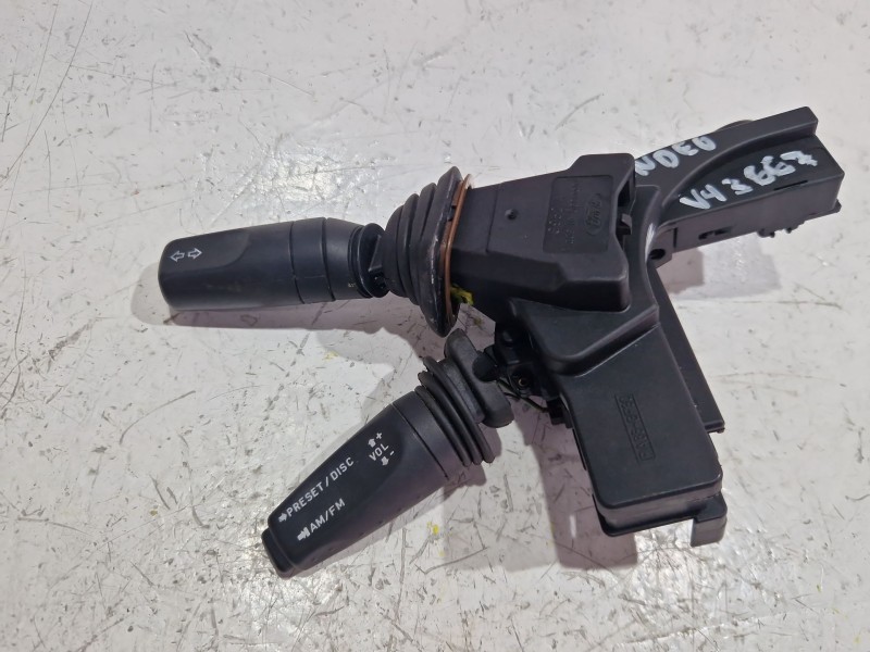 Recambio de mando multifuncion para ford mondeo i ranchera familiar (bnp) 1.8 td referencia OEM IAM 97BG13B302AC  