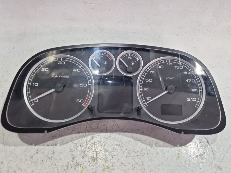 Recambio de cuadro completo para peugeot 307 (3a/c) 1.6 hdi referencia OEM IAM P9647538480  
