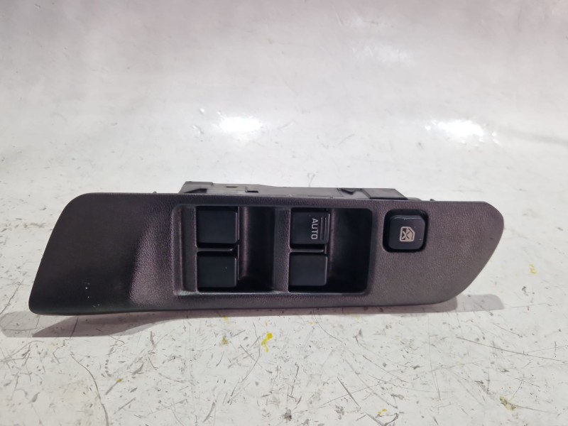 Recambio de mando elevalunas delantero izquierdo para nissan primera (p10) 2.0 d referencia OEM IAM 80961  