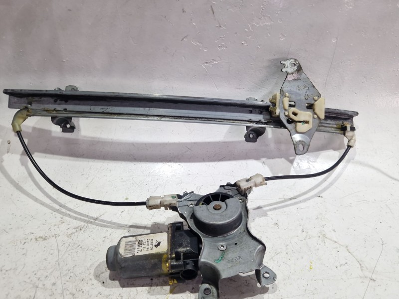 Recambio de mecanismo elevalunas delantero izquierdo para nissan primera (p10) 2.0 d referencia OEM IAM 400601T1  