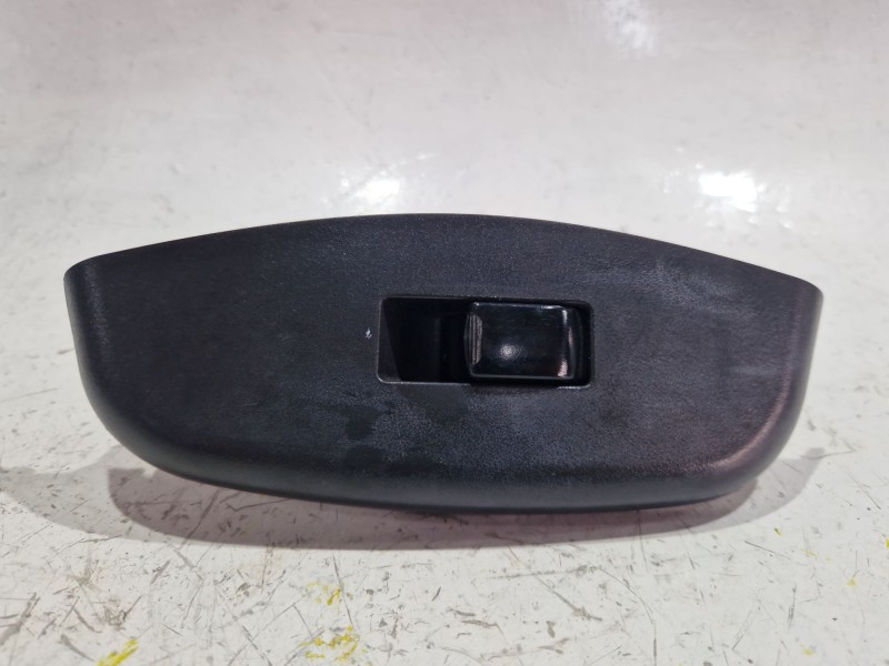 Recambio de mando elevalunas delantero derecho para chevrolet kalos 1.2 referencia OEM IAM 7L05J  