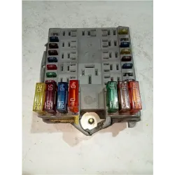 Recambio de caja fusibles/rele para fiat i punto (176) berlina (1997) 1.1 55 sole [1,1 ltr. - 40 kw] referencia OEM IAM 46760257