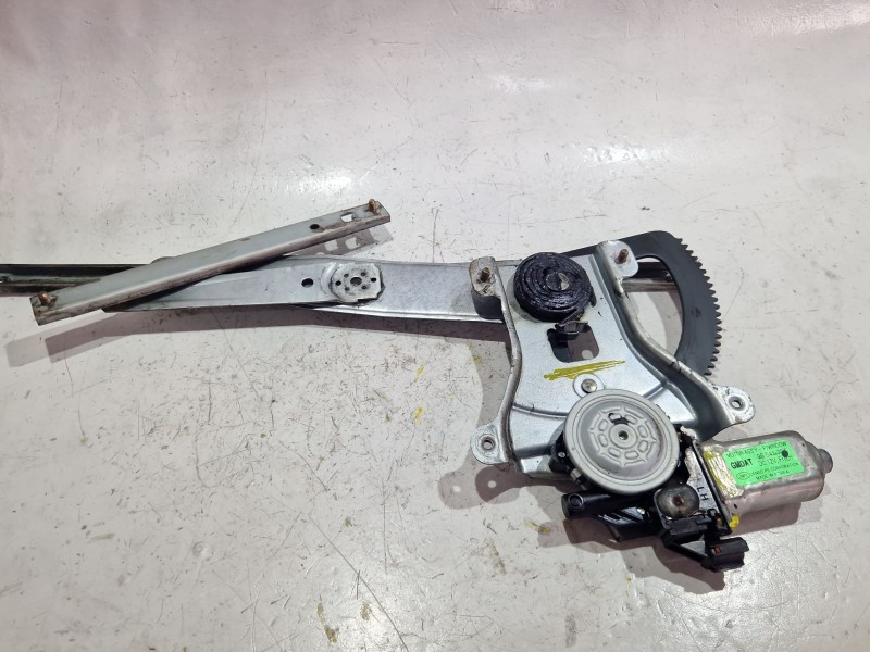 Recambio de mecanismo elevalunas trasero derecho para daewoo kalos (klas) 1.4 16v referencia OEM IAM 96541737  