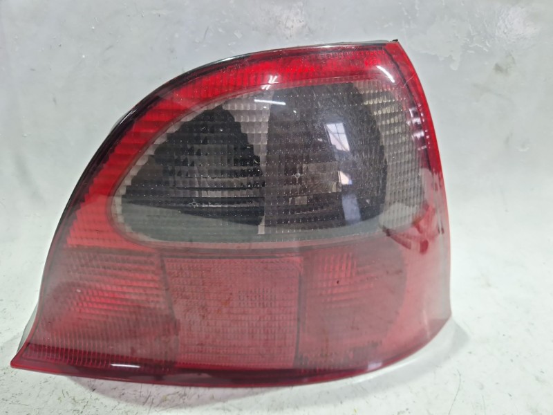 Recambio de piloto trasero derecho para rover rover 25 (rf)(1999) 2.0 idt referencia OEM IAM F001802R  