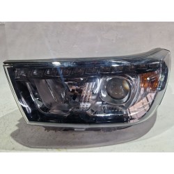 Recambio de faro delantero izquierdo para ssangyong tivoli 1.6 xdi 160 referencia OEM IAM 8310135300  