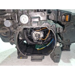Recambio de faro delantero izquierdo para ssangyong tivoli 1.6 xdi 160 referencia OEM IAM 8310135300  