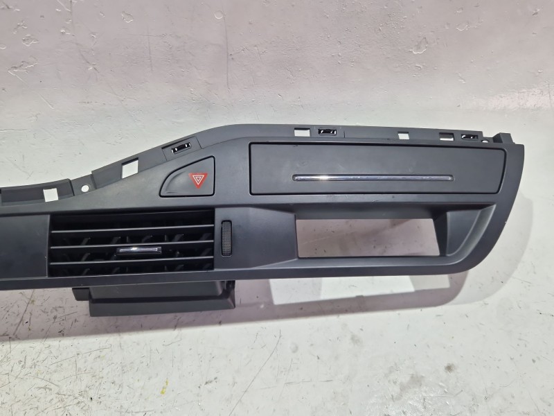 Recambio de aireador central para citroën c5 iii (rd_) 2.0 hdi (rdrhda) referencia OEM IAM 9682443477  