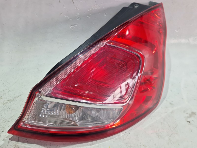 Recambio de piloto trasero derecho para ford fiesta vi (cb1, ccn) 1.25 referencia OEM IAM E66365  