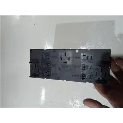 Recambio de caja fusibles/rele para seat leon (1p1)(05.2005) tdi 16v referencia OEM IAM 3C0937049AJ  