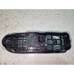 Recambio de mando elevalunas delantero derecho para citroën xsara berlina (1997) 1.9 td referencia OEM IAM 11688  