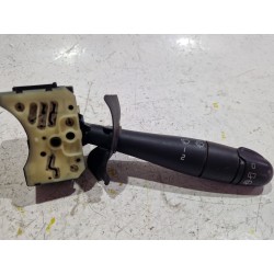 Recambio de mando limpiaparabrisas para renault clio ii (bb_, cb_) 1.9 d (b/cb0e, bb0j) referencia OEM IAM 37012A  