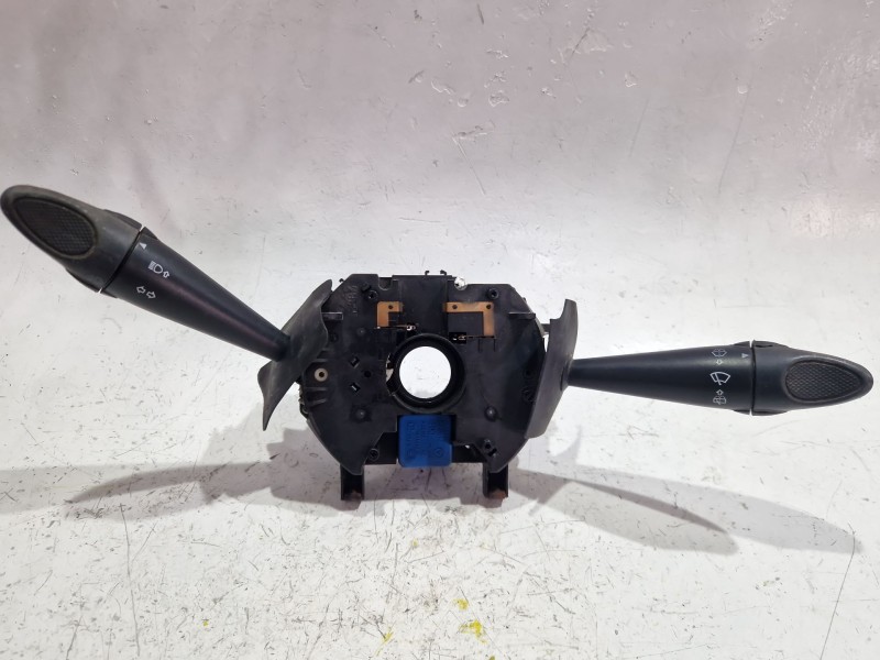 Recambio de mando multifuncion para fiat bravo ii (198_) 1.9 d multijet (198axc1b) referencia OEM IAM B883  