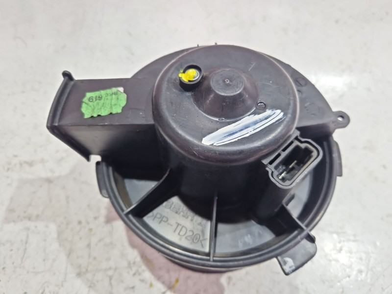 Recambio de motor calefaccion para citroën xsara picasso (n68) 2.0 hdi referencia OEM IAM B6830  