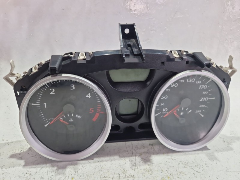 Recambio de cuadro completo para renault megane ii (bm0/1_, cm0/1_) 1.5 dci referencia OEM IAM 8200408798  