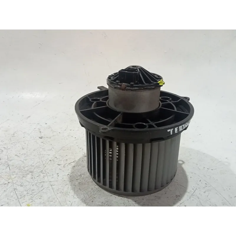 Recambio de motor calefaccion para daihatsu terios (j100)(19972006) 4wd referencia OEM IAM 275000421  