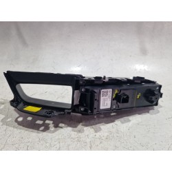 Recambio de mando elevalunas delantero izquierdo para ford fiesta vi (cb1, ccn) 1.25 referencia OEM IAM 38010138821  
